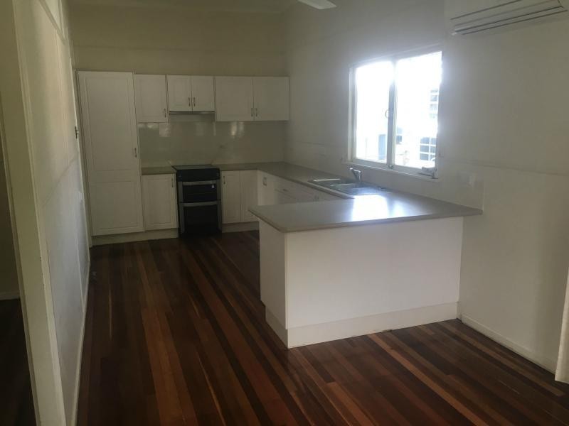 1A Booval Street, Booval QLD 4304