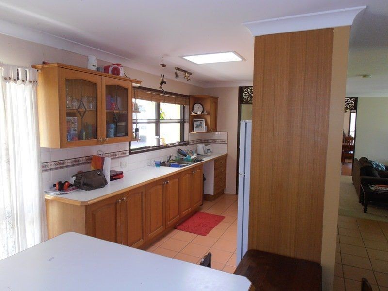 Walloon QLD 4306