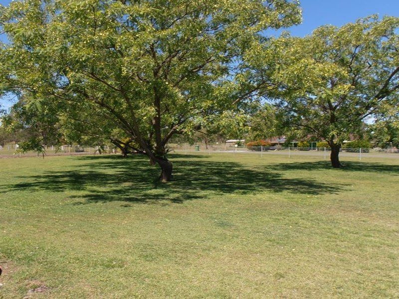 Walloon QLD 4306