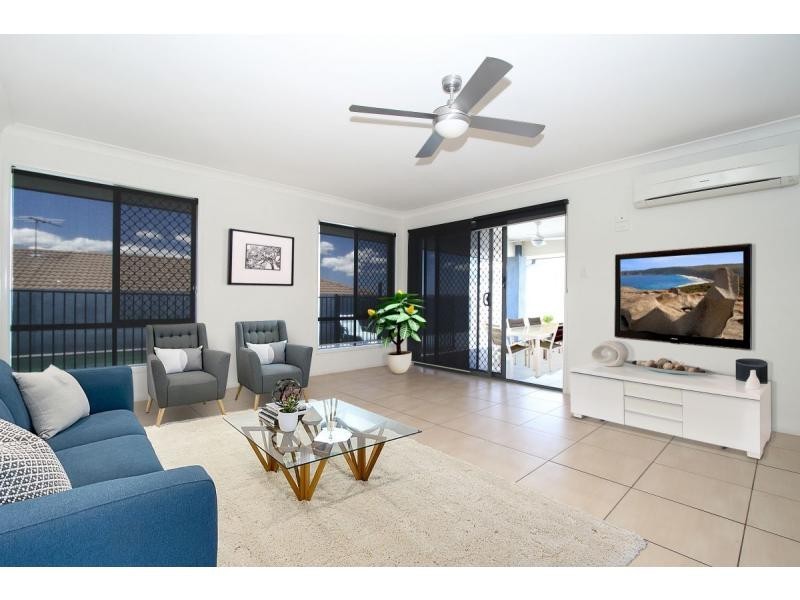 19 Sandhurst Place, Brassall QLD 4305