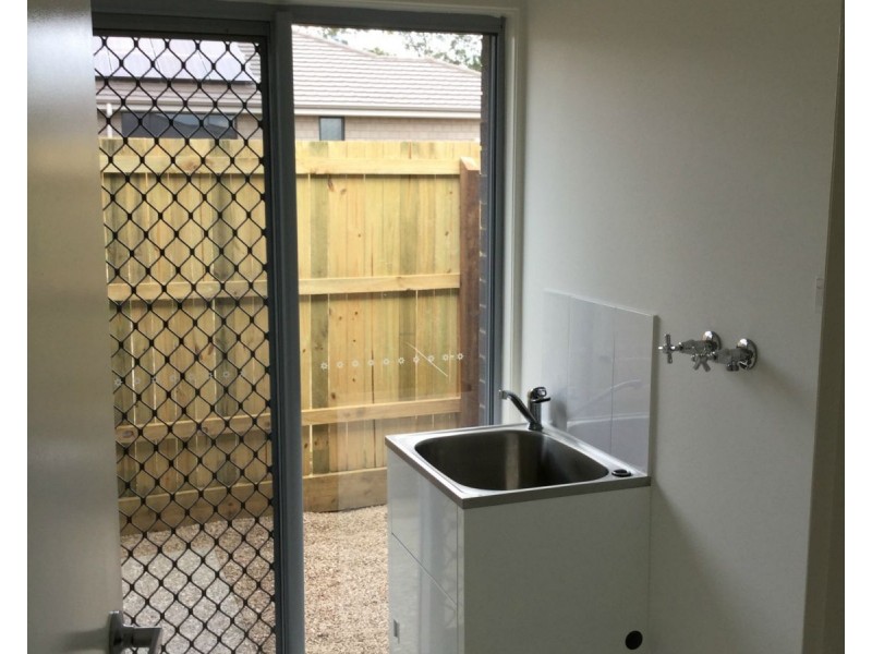 1/12 Silky Oak Street, Ripley QLD 4306