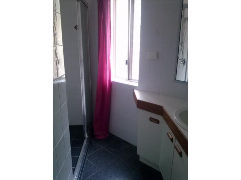 1/44 Bergin Street, Booval QLD 4304