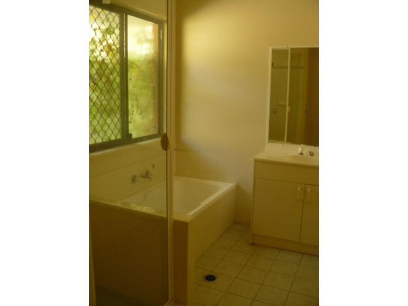 7 Henry Samuel Drive, Redbank Plains QLD 4301