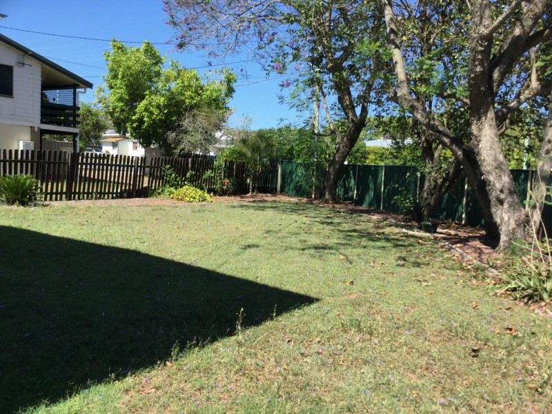 130 Robertson Road, Silkstone QLD 4304