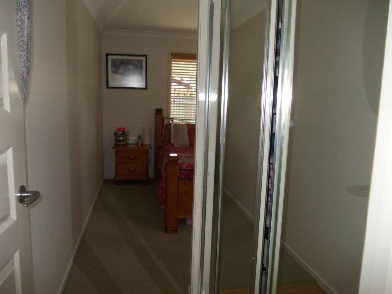 18 Comona Court, Wulkuraka QLD 4305