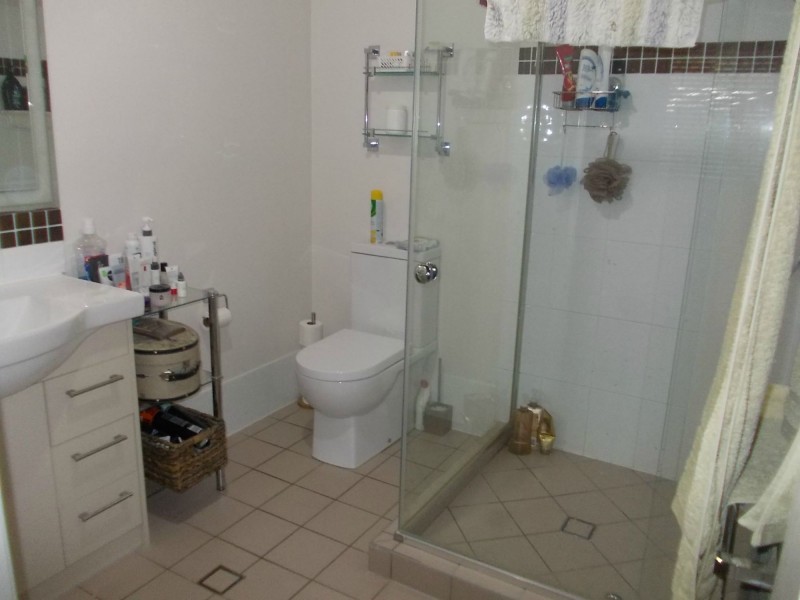 18 Comona Court, Wulkuraka QLD 4305