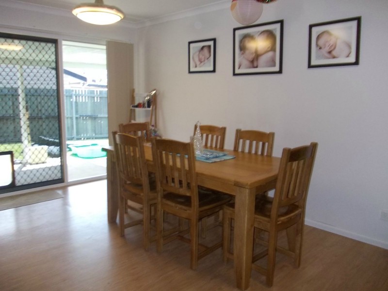 18 Comona Court, Wulkuraka QLD 4305