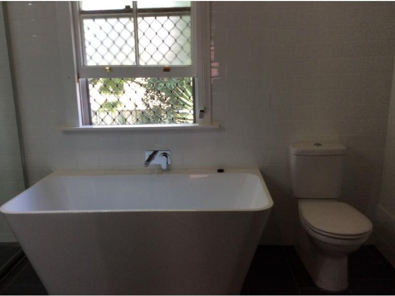 40 Warwick Road, Ipswich QLD 4305