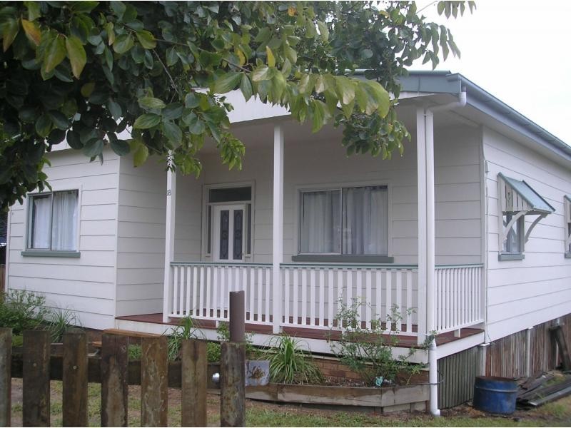18 Brisbane Road, East Ipswich QLD 4305