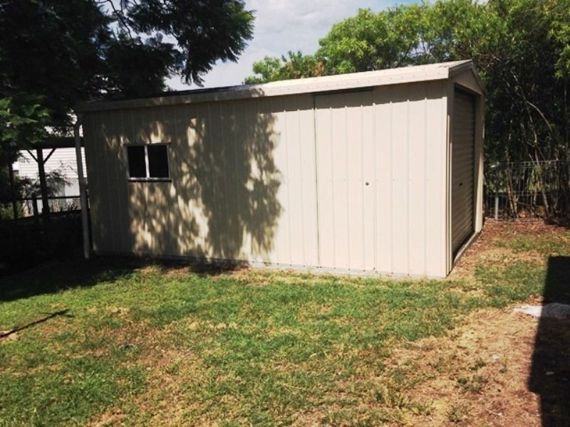 18 Brisbane Road, East Ipswich QLD 4305