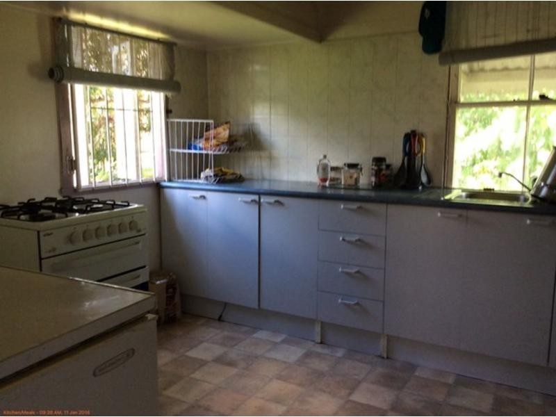 3 Yates Street, Booval QLD 4304