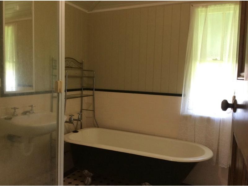 29 Warwick Road, Ipswich QLD 4305