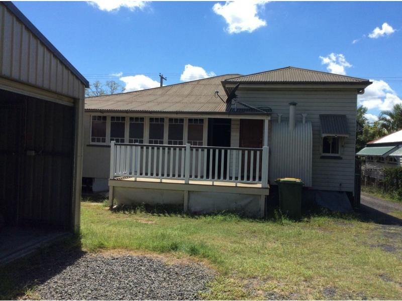 29 Warwick Road, Ipswich QLD 4305