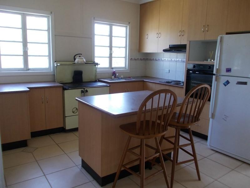 6 Pommer Street, Brassall QLD 4305