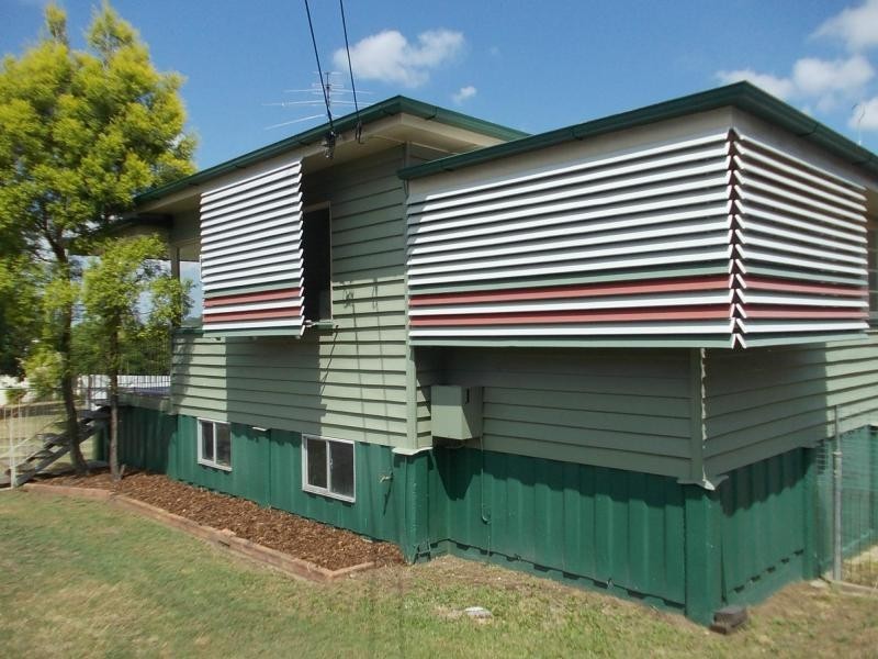 6 Pommer Street, Brassall QLD 4305