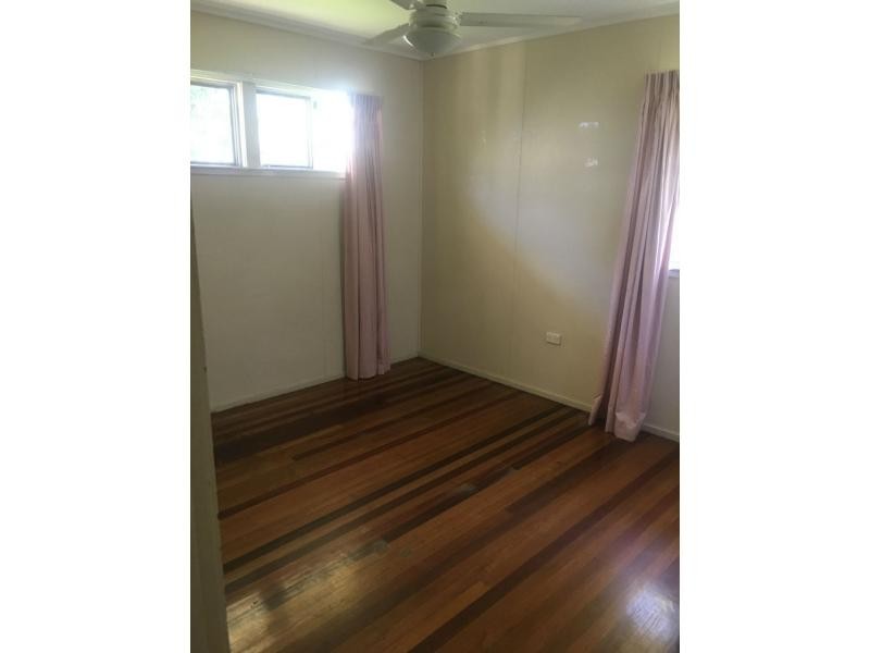 29 Chalk Street, Leichhardt QLD 4305