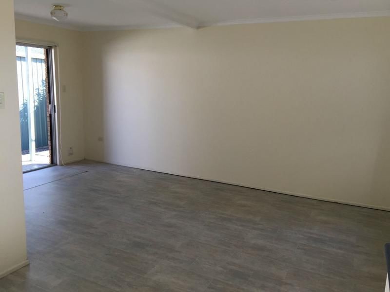 2/22 Dudleigh Street, Booval QLD 4304