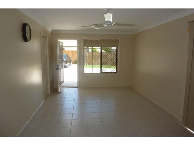 1/25 Dudleigh Street, Booval QLD 4304