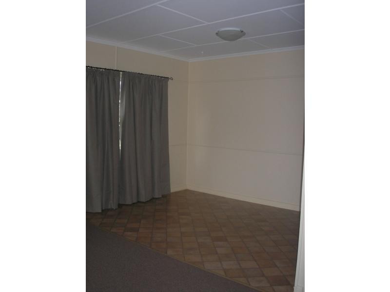 131 Pine Mountain Road, Brassall QLD 4305