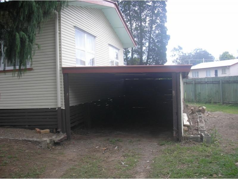 131 Pine Mountain Road, Brassall QLD 4305