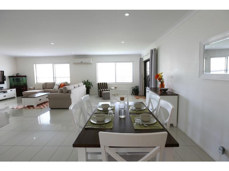 12 Baystone Place, Raceview QLD 4305
