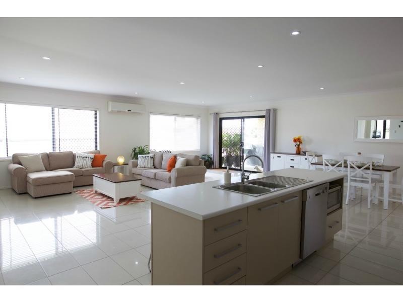 12 Baystone Place, Raceview QLD 4305