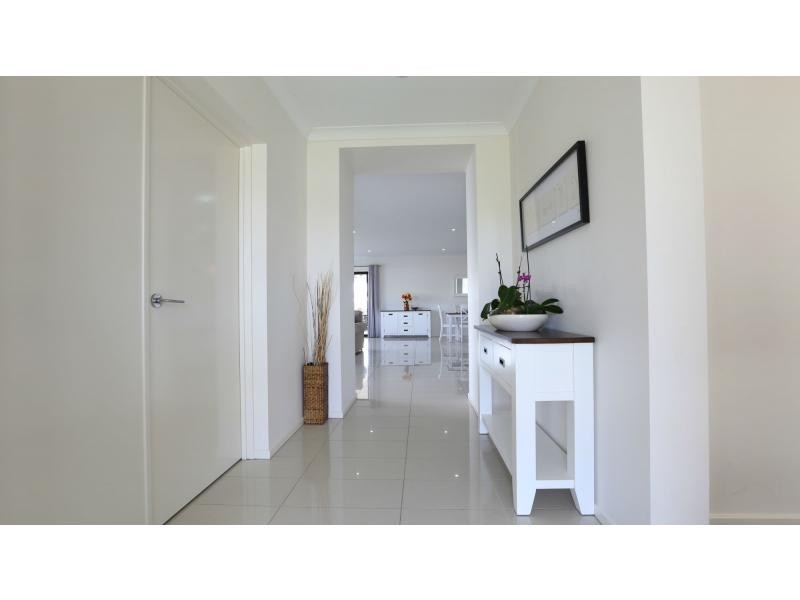 12 Baystone Place, Raceview QLD 4305