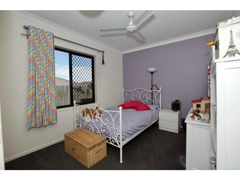 12 Baystone Place, Raceview QLD 4305