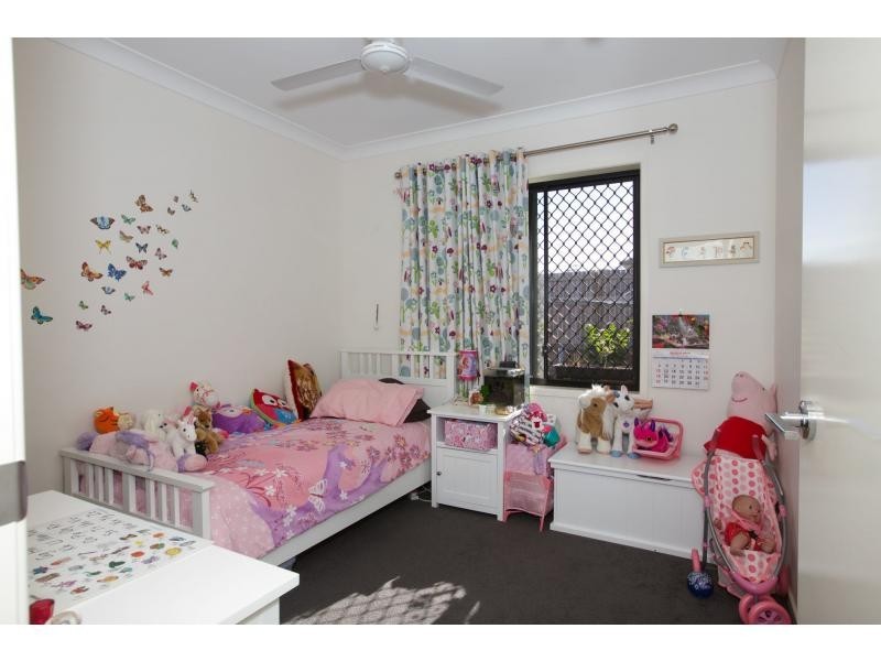 12 Baystone Place, Raceview QLD 4305