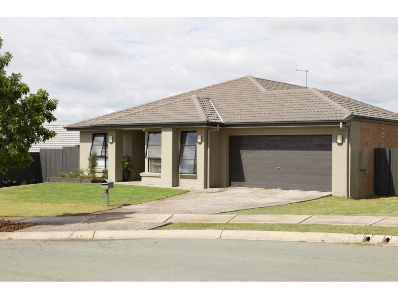 12 Baystone Place, Raceview QLD 4305