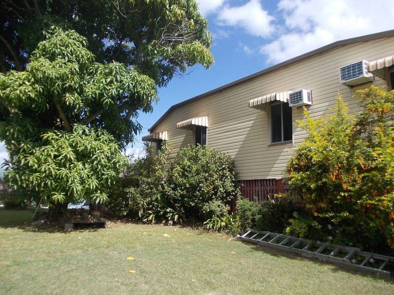 15 Law Street, Bundamba QLD 4304