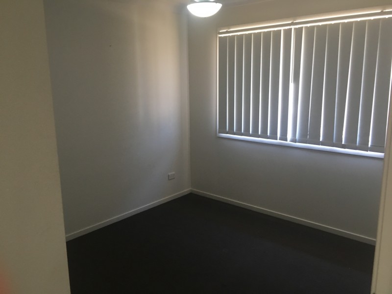 2/7 Melville Drive, Brassall QLD 4305