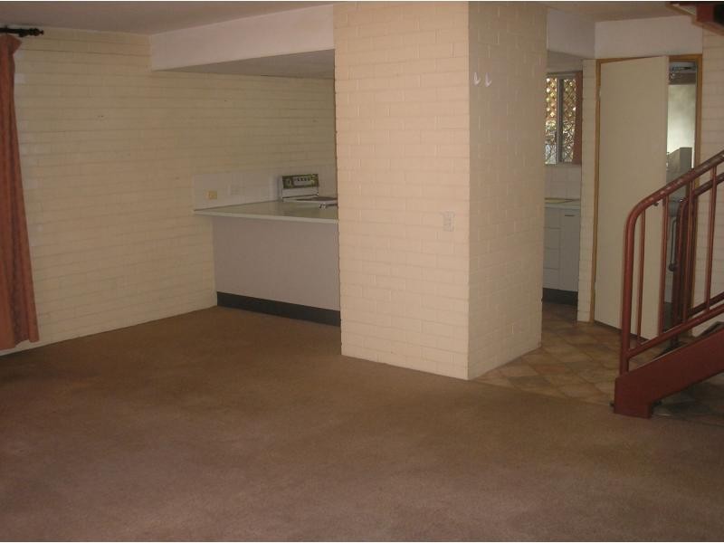 4/11 South Street, Ipswich QLD 4305