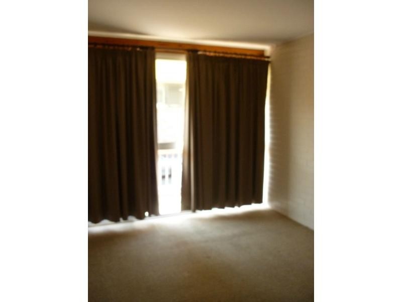 4/11 South Street, Ipswich QLD 4305