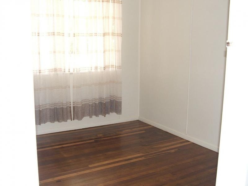 3 Bremer Parade, Basin Pocket QLD 4305