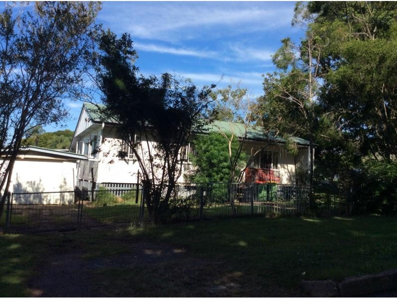 1A Phyllis Street, Eastern Heights QLD 4305