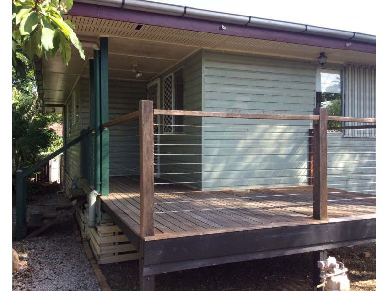 6 Bass Street, Leichhardt QLD 4305