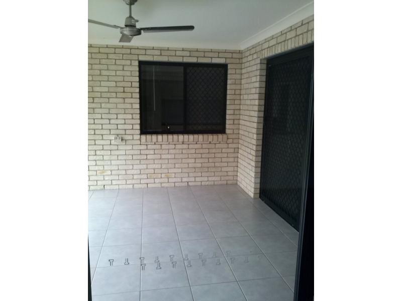 12 Brightwood Place, Fernvale QLD 4306