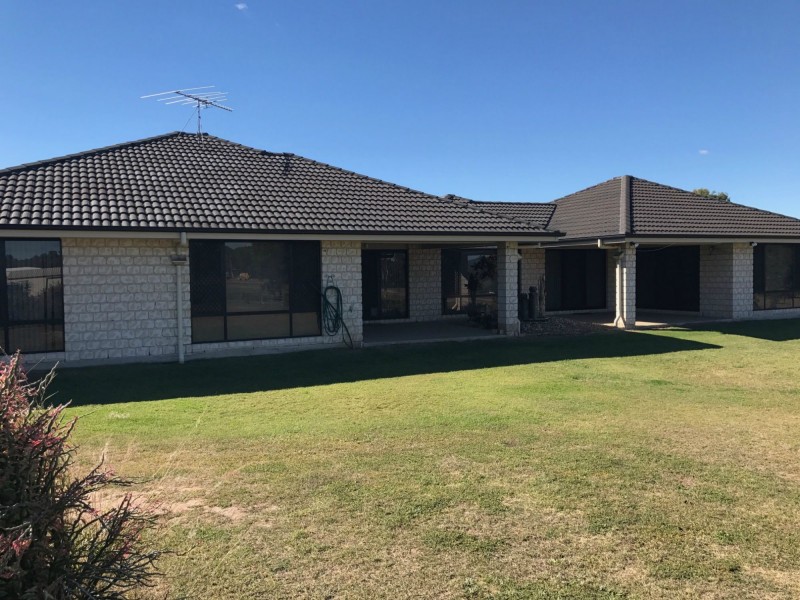 6 Nichlaus Court, Hatton Vale QLD 4341