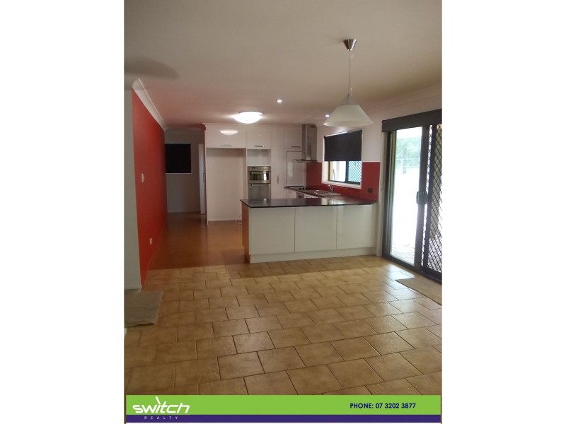 25 Henry Street, Brassall QLD 4305