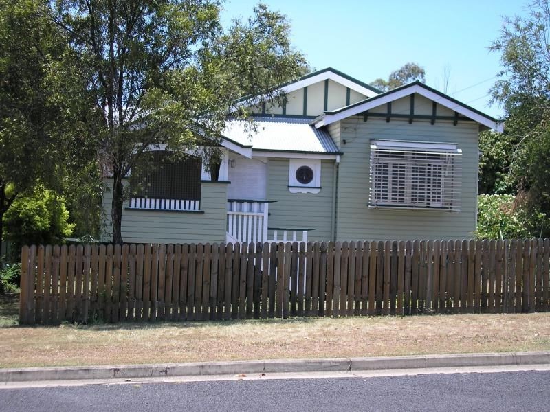 Newtown QLD 4305