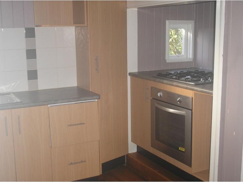 Newtown QLD 4305