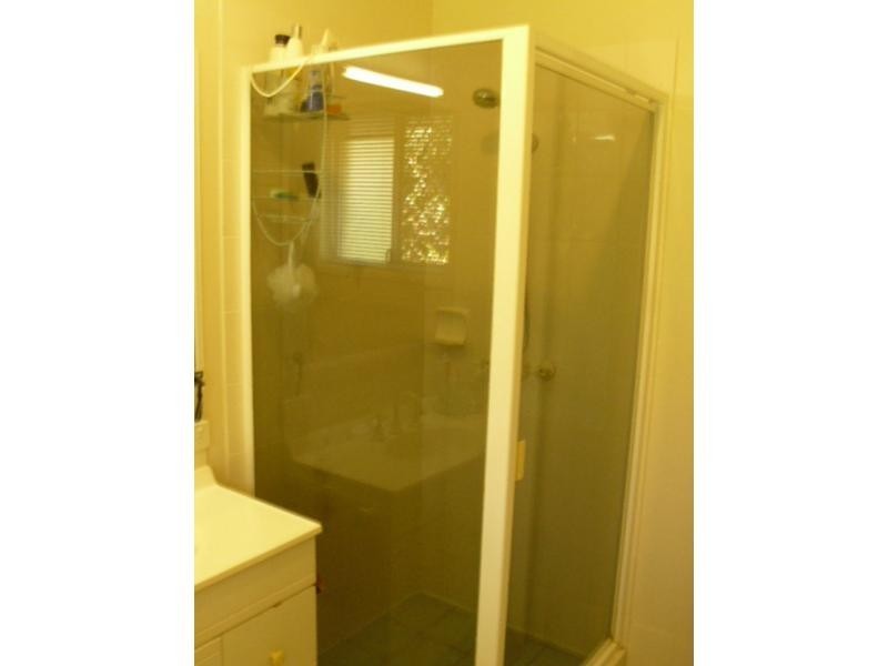 Flinders View QLD 4305