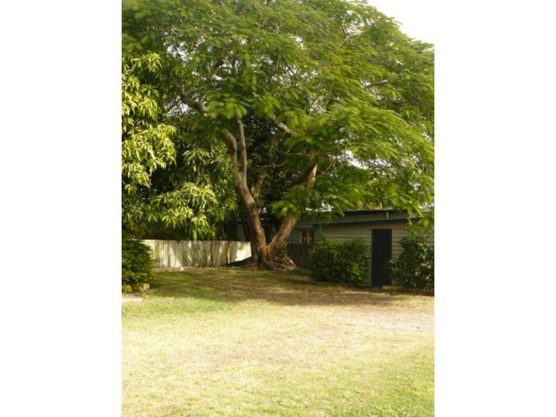 Booval QLD 4304