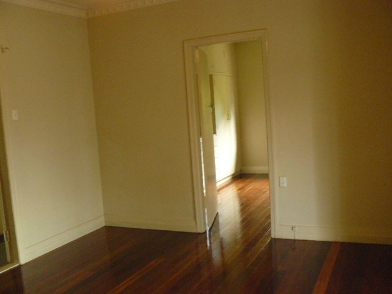 Booval QLD 4304