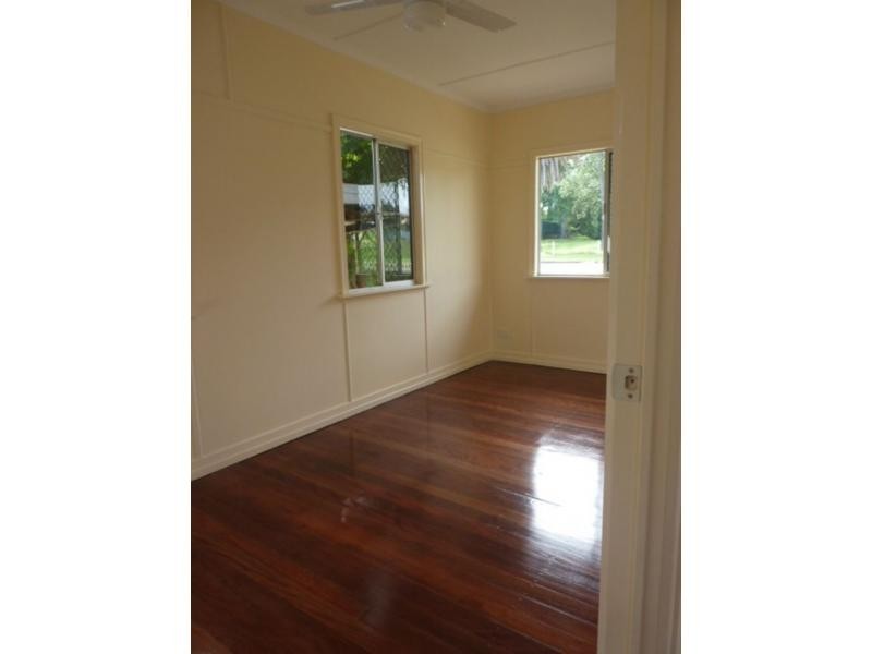 Newtown QLD 4305