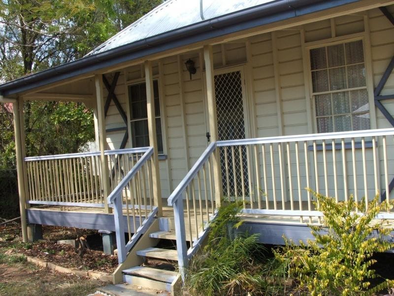 One Mile QLD 4305