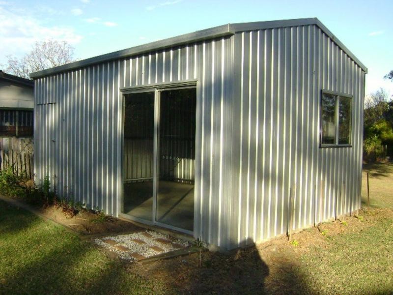 One Mile QLD 4305