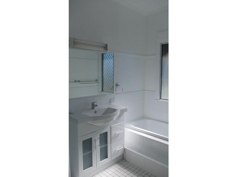 Eastern Heights QLD 4305