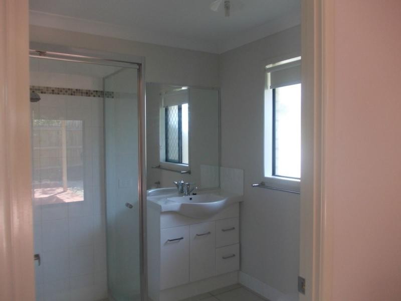 One Mile QLD 4305
